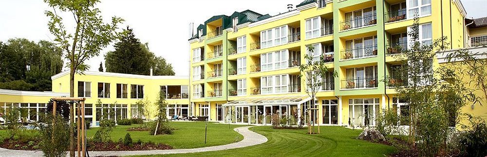 Parkhotel Бад-Шаллербах Екстер'єр фото